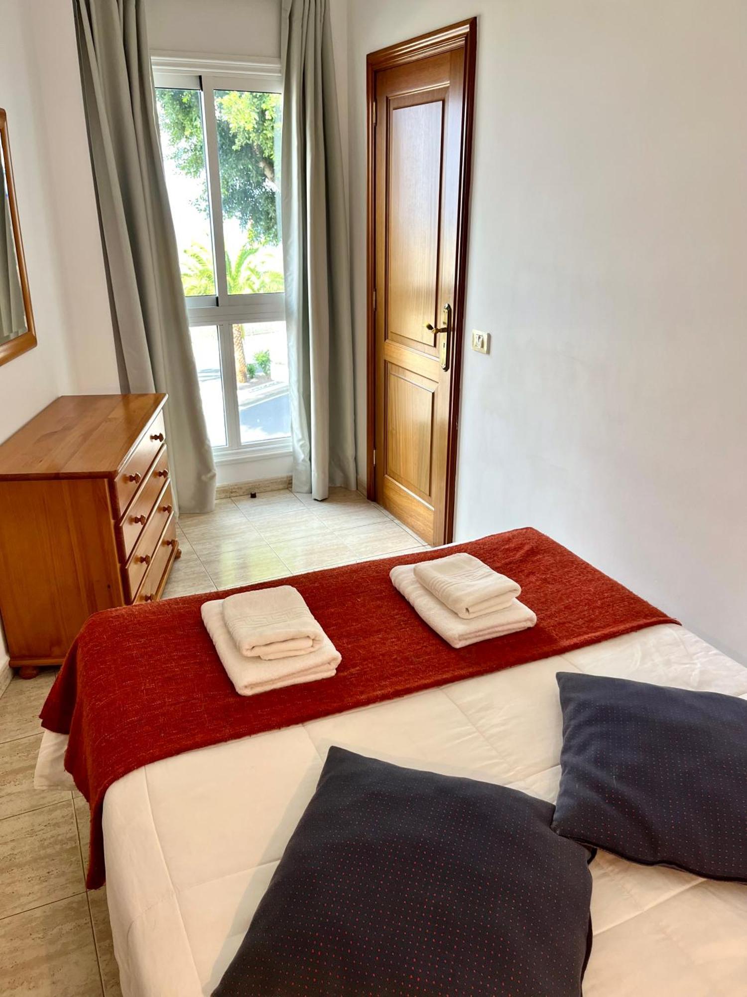 Apartamentos Edalmar 弗龙特拉 外观 照片