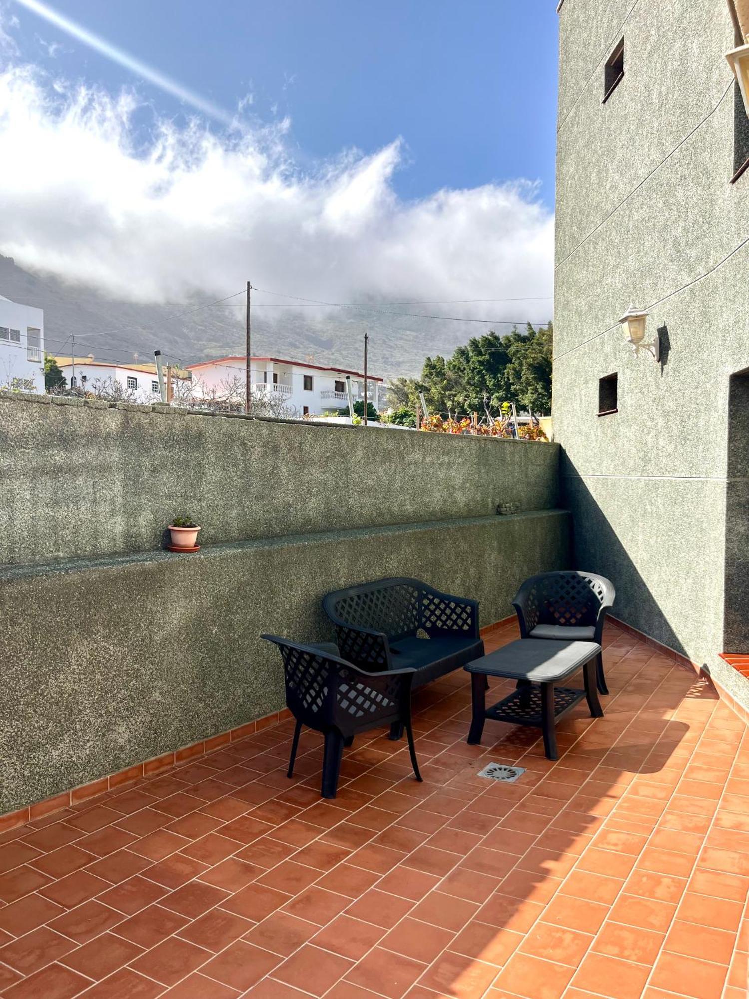 Apartamentos Edalmar 弗龙特拉 外观 照片