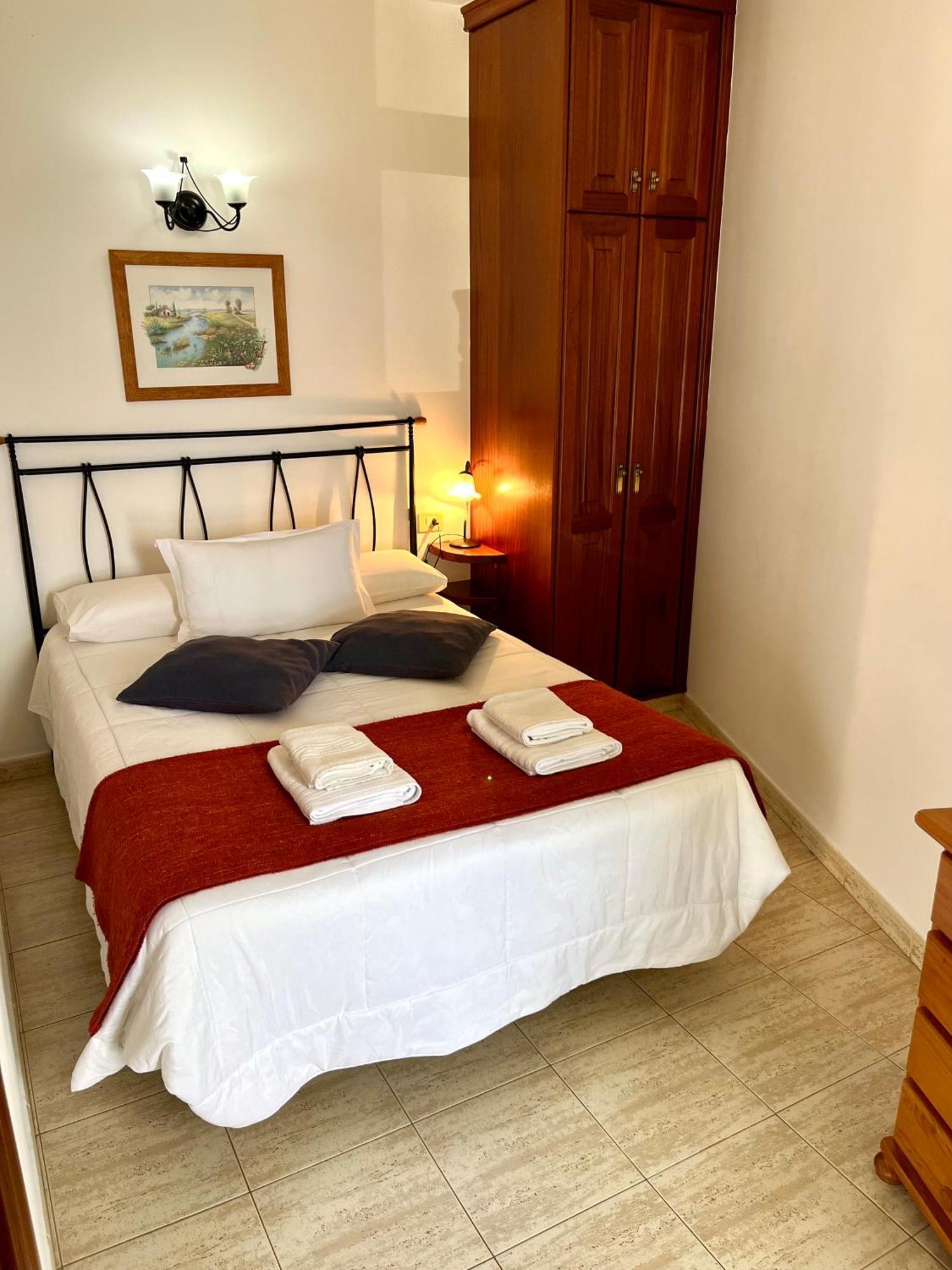 Apartamentos Edalmar 弗龙特拉 外观 照片