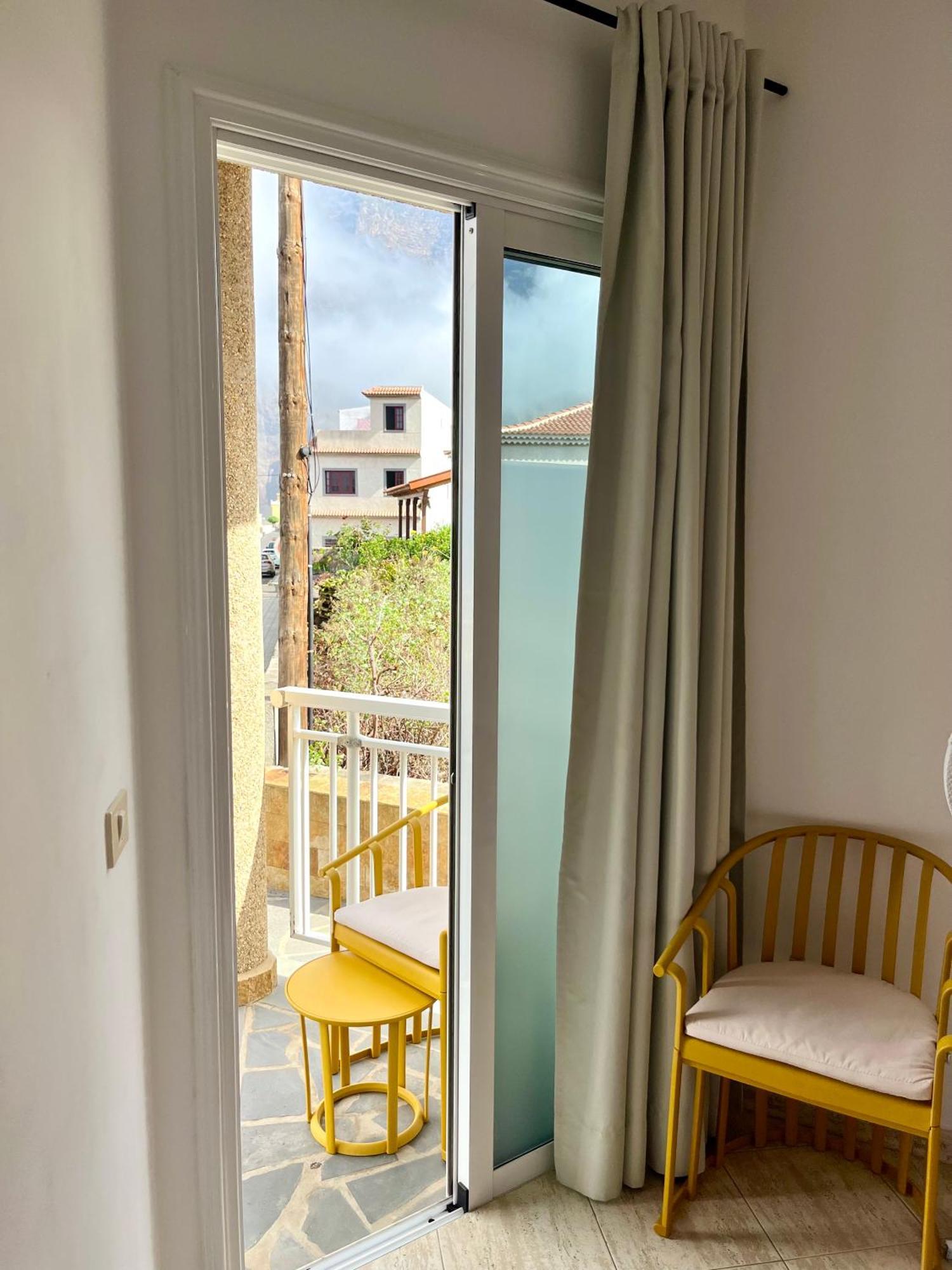 Apartamentos Edalmar 弗龙特拉 外观 照片