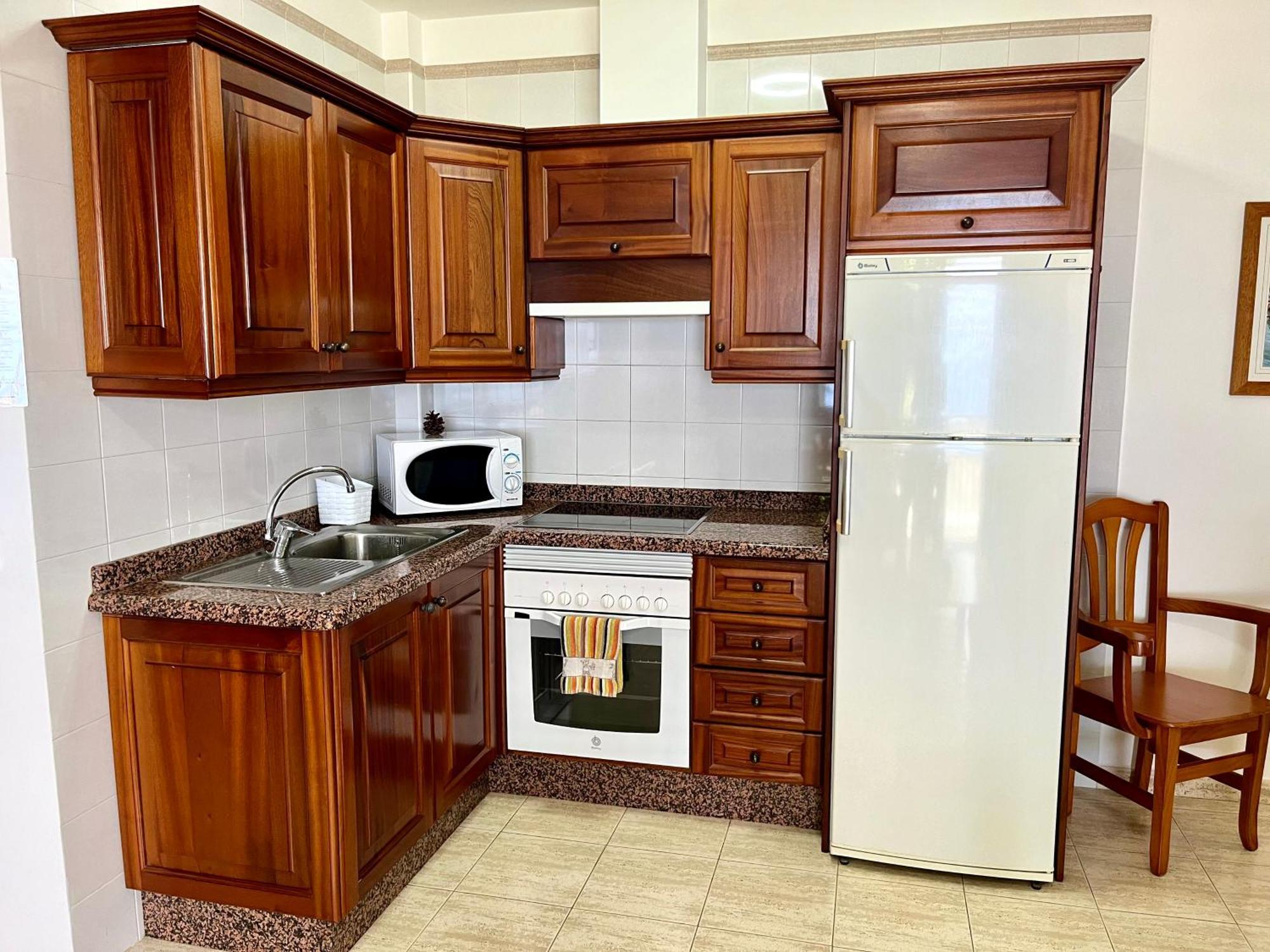 Apartamentos Edalmar 弗龙特拉 外观 照片