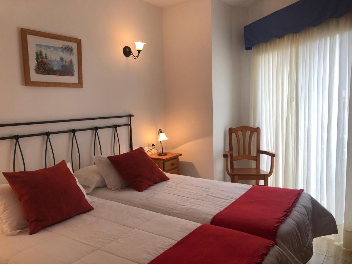 Apartamentos Edalmar 弗龙特拉 外观 照片