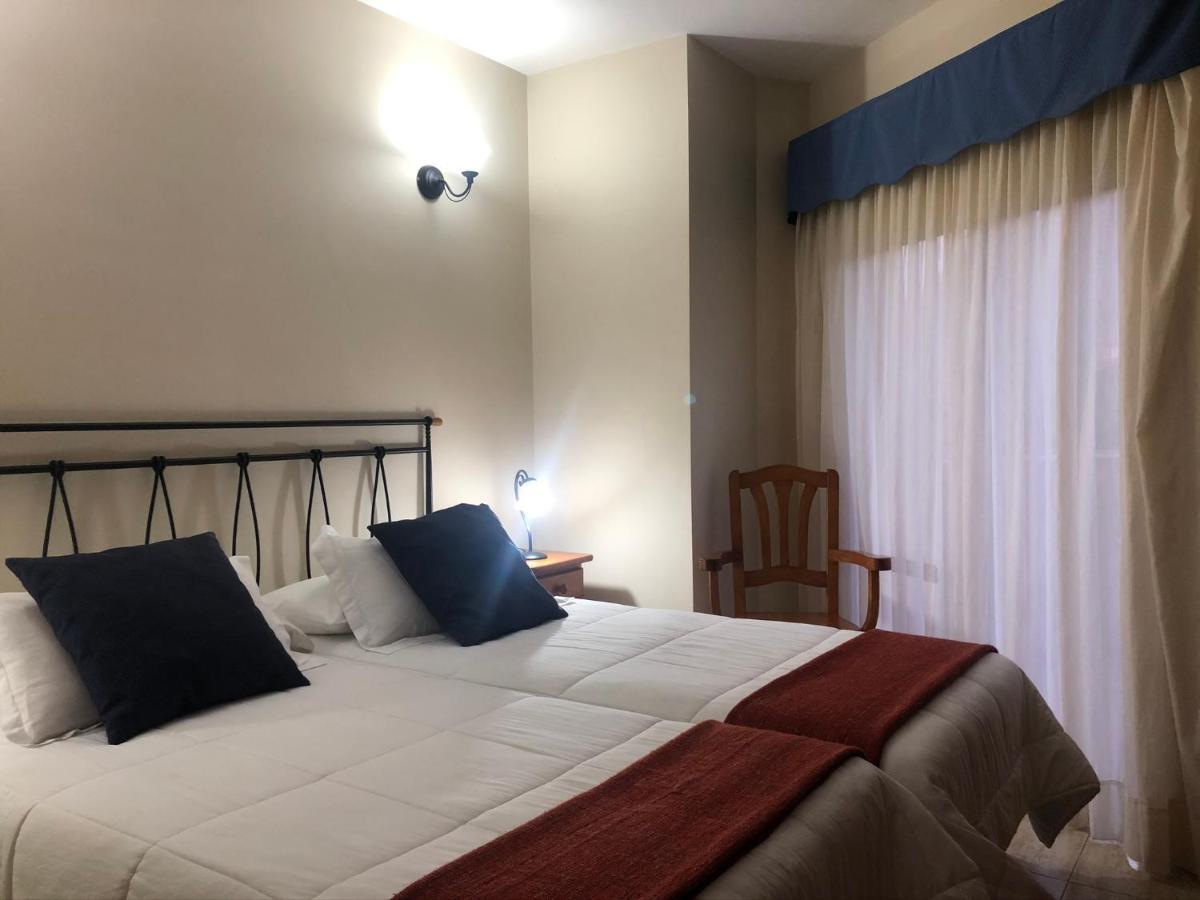 Apartamentos Edalmar 弗龙特拉 外观 照片
